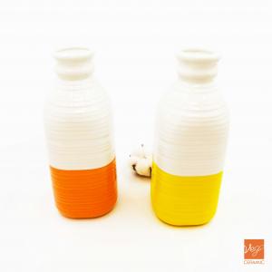 Ceramic factory WEIGAO stoneware wholesale milk bottle with silicon stopper