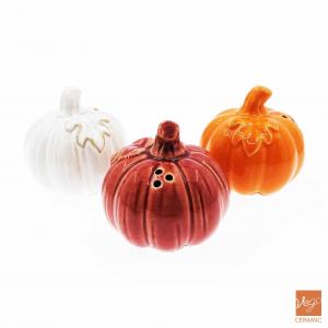 Halloween pumpkin shaped spice shaker ceramic salt and pepper shaker