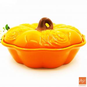 FDA Halloween pumpkin shape round glazed stoneware casserole dish / wholesale ceramic pie plate with lid